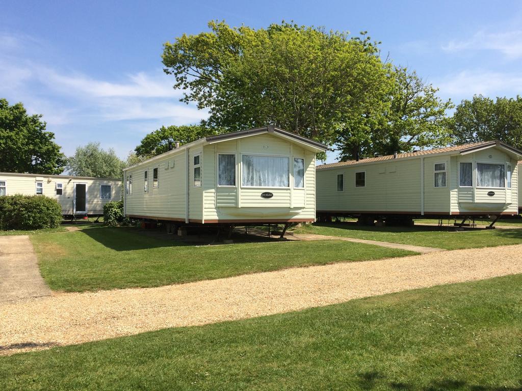 Orchards Holiday Park Cowes  Exteriör bild