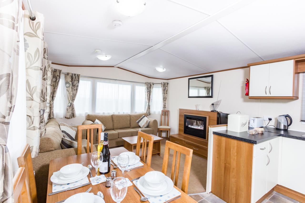 Orchards Holiday Park Cowes  Exteriör bild